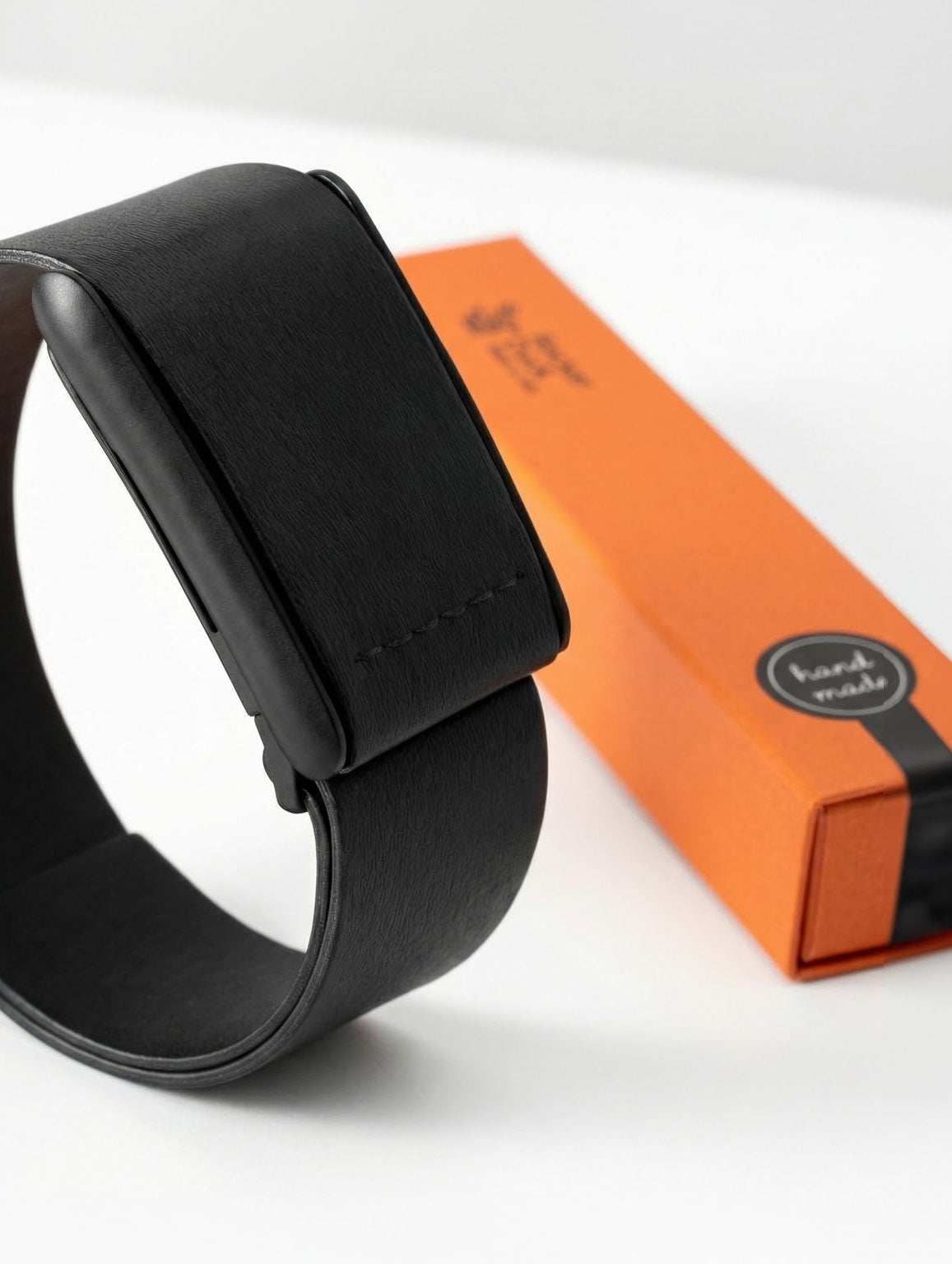 Rocker Duck Ecoband 5.0 black in box – luxury sustainable WHOOP band gift, made in Italy